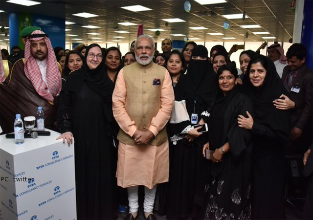 सऊदी अरब में पीएम मोदी ने किया टीसीएस का दौरा, लगे ‘भारत माता की जय’ के नारे