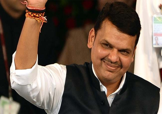 ‘भारत माता की जय’ नहीं बोलने वालों को देश में रहने का हक नहींः देवेंद्र फडणवीस