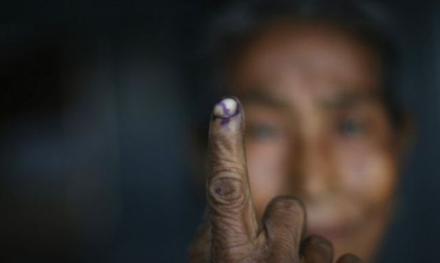 पश्चिम बंगाल और असम में पहले चरण की वोटिंग जारी