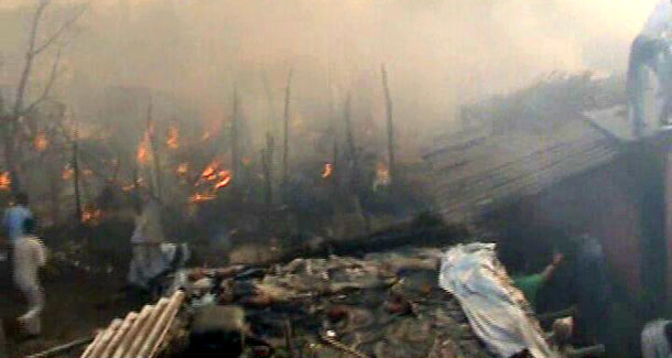 भोपाल: झुग्गियों में लगी भीषण आग