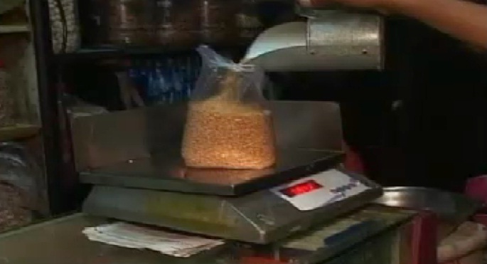 मप्र: दाल की बढ़ती कीमतों पर नकेल लगाने जमाखोरों पर कार्रवाई के आदेश
