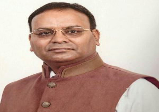 लोक सुराज अभियान के तहत सरगुजा पहुंचे मंत्री अजय चंद्राकर