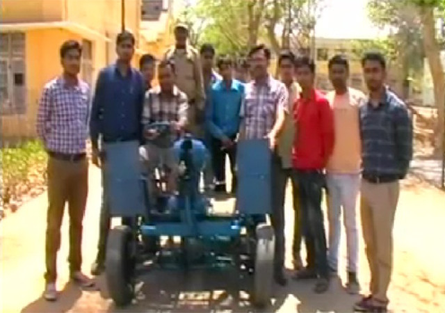 पॉलीटेक्निक के छात्रों ने बनाई कार, एक लीटर में देगी 30 किमी की माइलेज
