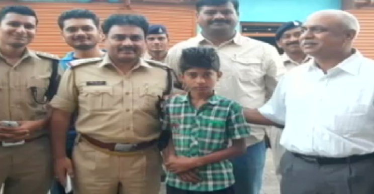 4 दिन पहले अगवा हुआ बच्चा मोहित मीणा को पुलिस ने बरामद किया