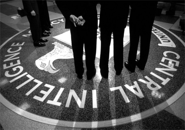 आईएसआई पर पूर्व CIA प्रमुख को जहर देने का शक