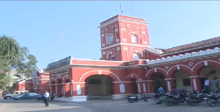 JCTSL ने होर्डिंग एजेंसियों को सौंपा काम, विवाद