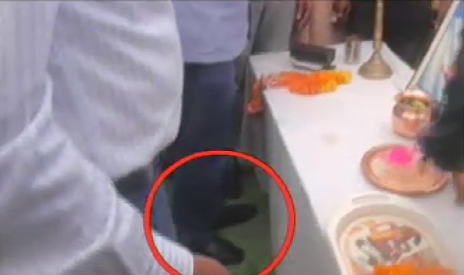 विवादों में घिरे मंत्री अजय चंद्राकर