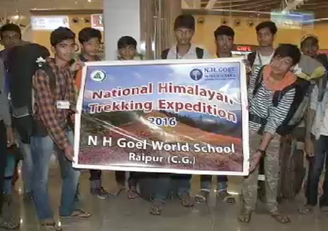 हिमालयन ट्रैकिंग करने के बाद वापस रायपुर लौटे NH गोयल स्कूल के छात्र