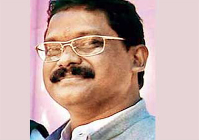 कांग्रेस MLA के बिगड़े बोल, महिला कलेक्टर को कहा हिरोइन, सफाई में कहा- तारीफ करने वाला शब्द