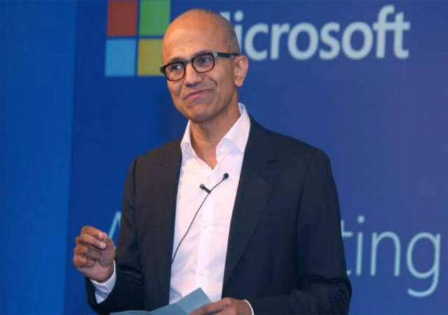 भारत दौरे पर माइक्रोसॉफ्ट CEO सत्या नडेला, गालिब का शेर पढ़कर शुरू किया कार्यक्रम