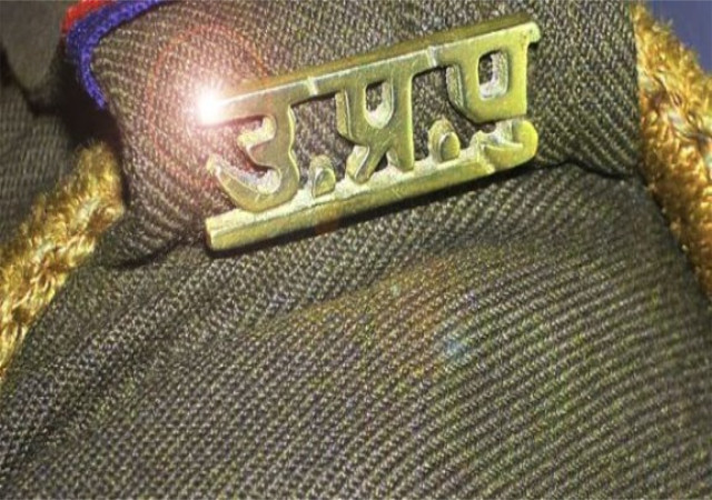 मथुरा: पुलिस टीम पर फायरिंग, SP सहित 21 की मौत