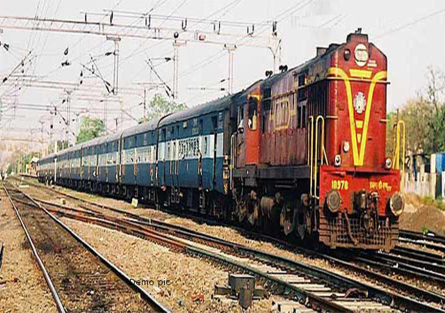 बिलासपुर-अनूपपुर रेल लाइन के बीच गाड़ियों की रफ्तार हुई धीमी