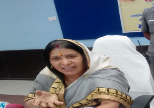 CG की मंत्री का बेतुका बयान, ‘खाली पेट मीठा दूध पीने से बीजापुर में हुई बच्चों की मौत