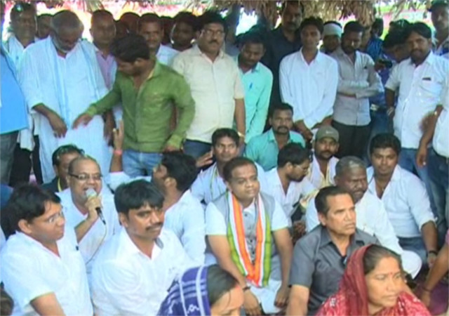 शराब दुकान हटाने को लेकर जोगी समर्थकों का हंगामा, अमित जोगी समेत 300 कार्यकर्ता गिरफ्तार