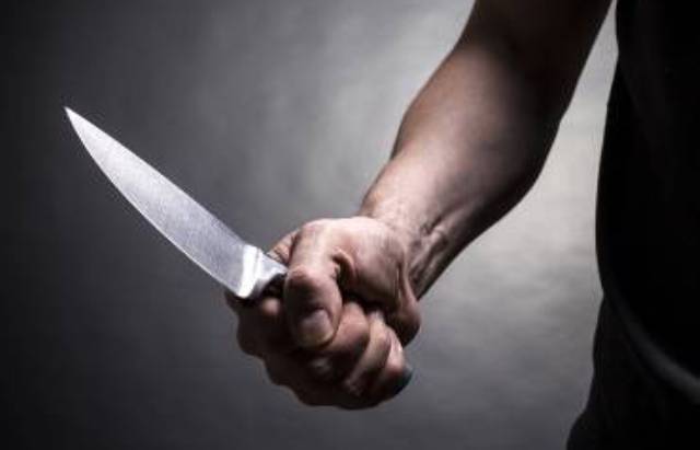 बांग्लादेश: हिंदू पुजारी को चाकू मारकर किया घायल