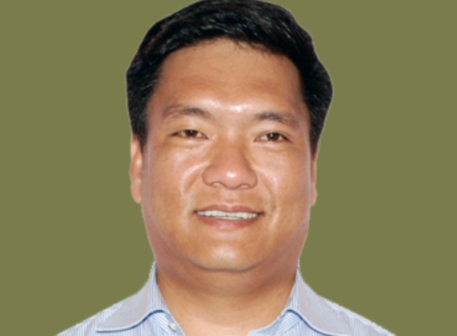 अरुणाचल प्रदेश: नबाम तुकी का इस्तीफा, पेमा खांडू होंगे नए सीएम