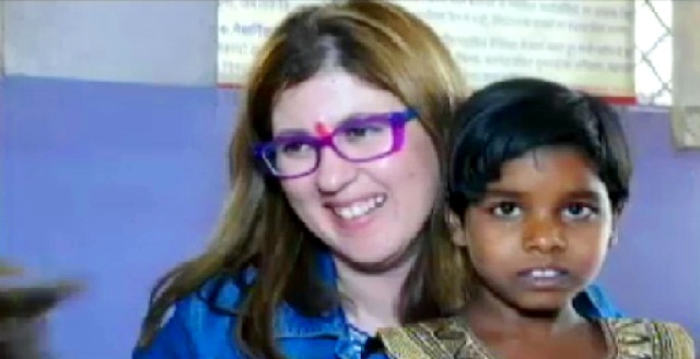 उज्जैन की मातृ छाया बाल आश्रम में पली 6 साल की मुन्नी को स्पेन की दंपति ने लिया गोद