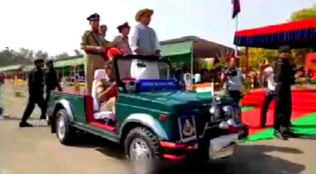 कल्लुरी को हटाने का सवाल ही नहीं, स्वास्थ्यगत कारणों के चलते हुआ ट्रांसफर: राजनाथ सिंह