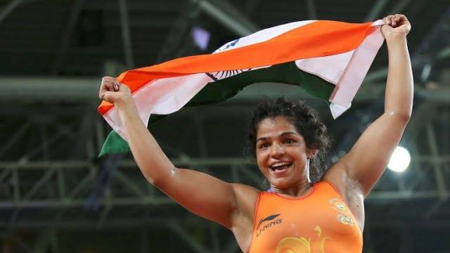 रियो ओलंपिक: देश को पहला मेडल, साक्षी मलिक ने कुश्ती में जीता कांस्य