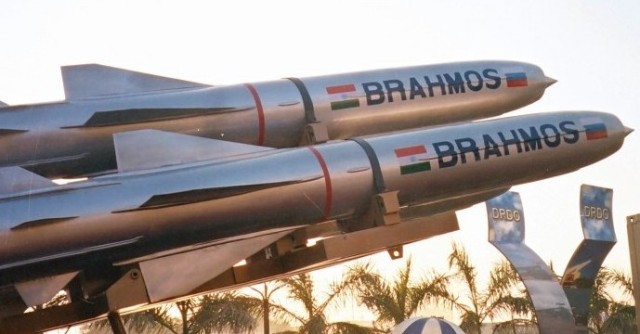 अरुणाचल प्रदेश की सीमा पर ब्रह्मोस की तैनाती की खबर से उड़ी चीन की नींद