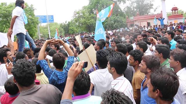 छग: कल छात्रसंघ चुनाव प्रचार की अंतिम तारीख, जोर-शोर से प्रचार कर रही पैनल