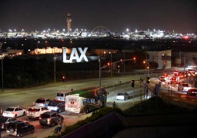 अमेरिकाः लॉस एजेंलिस एयरपोर्ट पर फायरिंग की खबर अफवाह