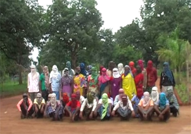 नारायणपुरः 38 नक्सलियों का सरेंडर, सात महिला नक्सली भी शामिल