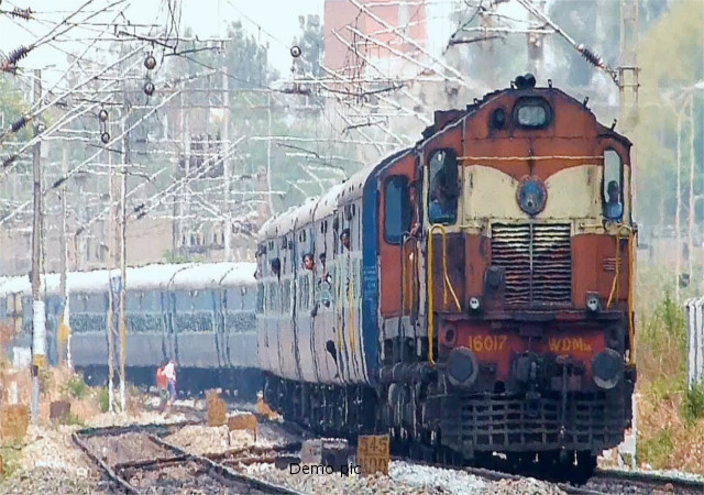 ट्रेनों में नहीं थम रही चोरी की वारदात