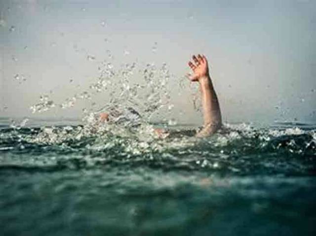 4 people of the same family drown in Yamuna river