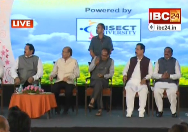 MP: IBC24 स्वर्ण शारदा स्कॉलरशिप सम्मान 2016: MP की बेटियां हुई सम्मानित