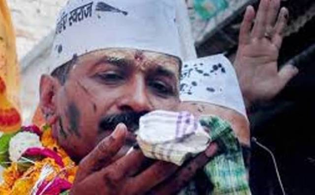 राजस्थान: बीकानेर में अरविंद केजरीवाल पर फेंकी गई स्याही