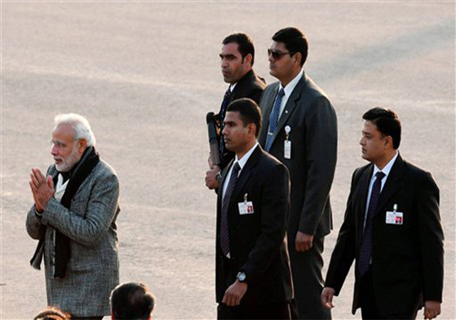 मोदी सरकार ने हथियारों के सप्लायर्स को तैयार रहने को कहा