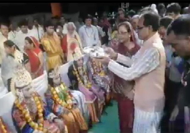 बुदनी में CM शिवराज ने दहन किया रावण