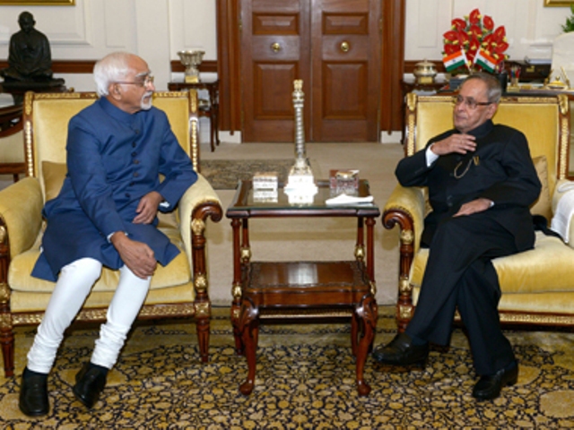 नई दिल्ली: राष्ट्रपति, उपराष्ट्रपति और राज्यपालों की वेतन तीन गुना बढ़ाने की तैयारी