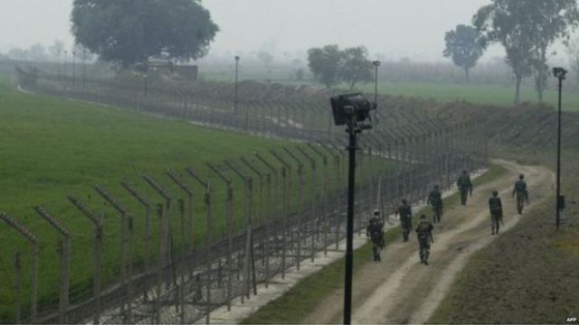 पाकिस्तान ने अंतर्राष्ट्रीय सीमा पर रेंजर्स को हटाकर तैनात किया सेना