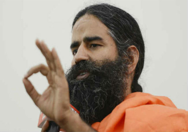 नोटबंदी का विरोध करना राष्ट्रद्रोह जैसाः बाबा रामदेव