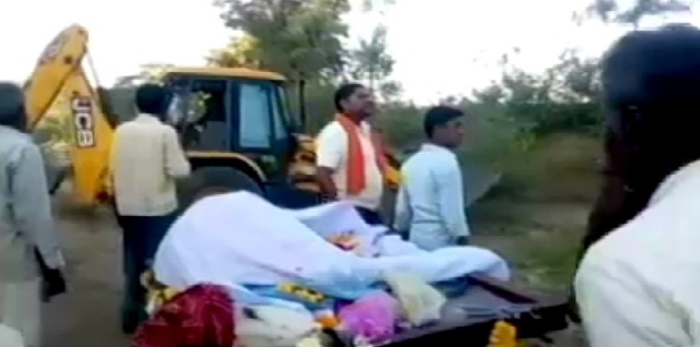 इंसान और बेजुबान जानवर से जुड़े जज्बाती रिश्ते की एक झलक…