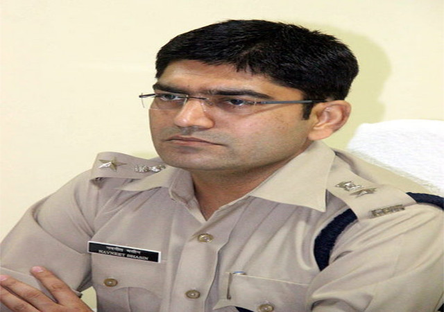 भिंड: एसपी नवनीत भसीन के तबादले के विरोध में सड़कों पर उतरे छात्र- छात्राएं