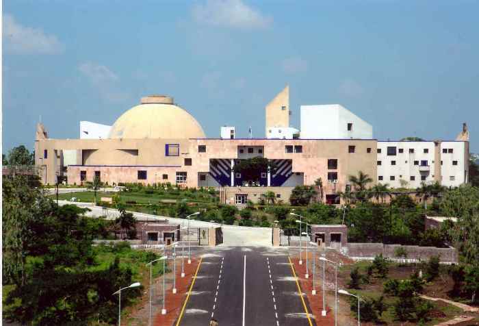 भोपाल: 5 दिवसीय शीतसत्र की शुरुआत हंगामेदार, नोटबंदी पर विपक्ष का हंगामा