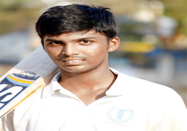 1009 रन बनाने वाले प्रणव धनवड़े को मुंबई पुलिस ने जड़ा थप्पड़!