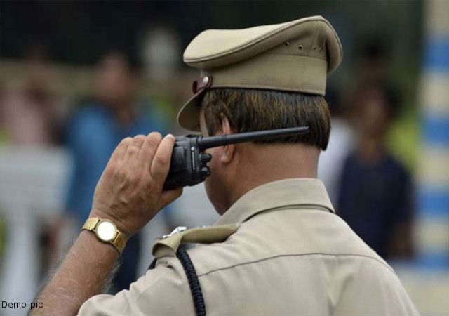 रायपुर में गृहमंत्री रामसेवक पैकरा ने लगाई पुलिस अधिकारियों की क्लास