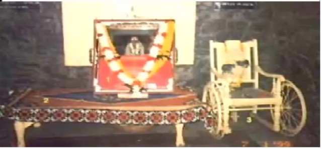 मुंबई: शिरडी के प्रसिद्ध साईं मंदिर में 2 जनवरी यानि 9 दिन के दौरान 9 करोड़ 84 लाख का चढ़ावा मिला