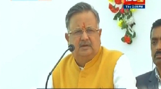राजनांदगांव: अंचल प्रणाम में CM रमन बोले- नक्सल क्षेत्र में एकल विद्यालय ने शिक्षा की जोत जलाई