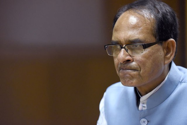 भोपाल: शिवराज कैबिनेट के फैसले, POS मशीनों पर एंट्री और वैट में छूट