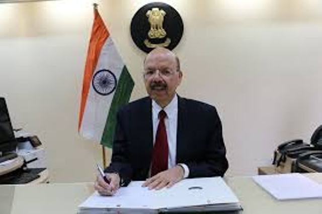 आदर्श आचार संहिता का उल्लंघन करने पर राजनीतिक दलों पर कड़ी कार्रवाई की चेतावनी…