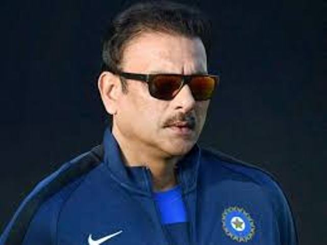 जब टीम इंडिया के पूर्व डायरेक्टर रवि शास्त्री को इस शख्स ने दिया था करारा जवाब…