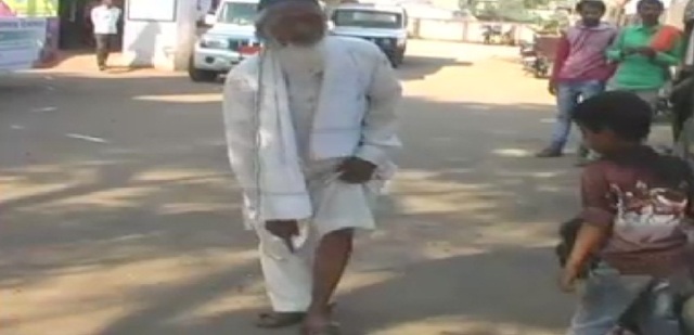 फर्जी डाॅक्टरों के इलाज से 11 लोगों ने खोए अपने पैर