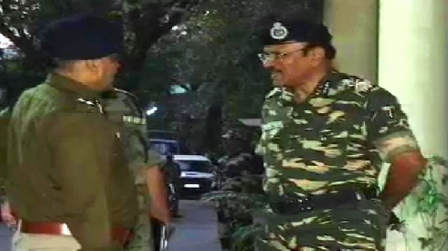 दो दिवसीय रायपुर दौरे पर CRPF के DG दुर्गाप्रसाद, हेलीकॉप्टर से बिरनासिल्ली कैंप का निरीक्षण किया