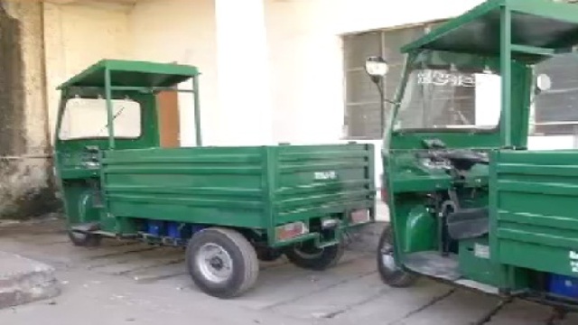 ई-रिक्शा खरीदी में गोलमाल के IBC24 के खुलासे के बाद नगर निगम में मचा हड़कंप
