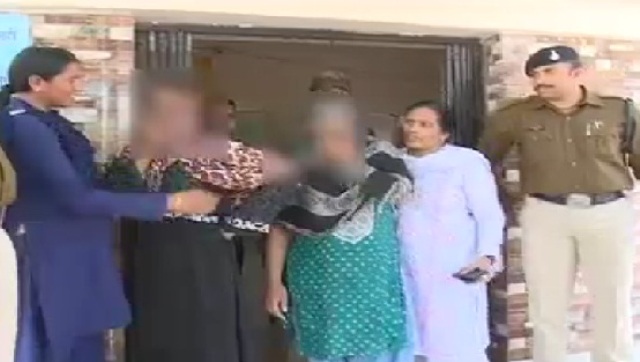 इंजीनियरिंग छात्र से तीन युवतियां पर लूट करने का आरोप